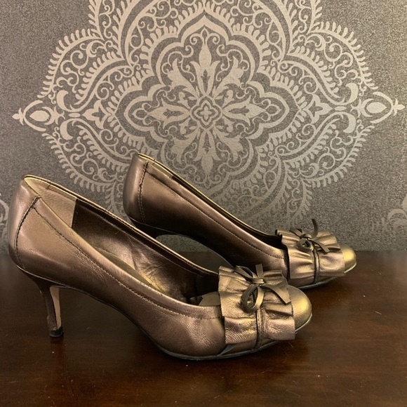 6.5 Vigotti Ulinda Bronze Pumps - Picture 7 of 7